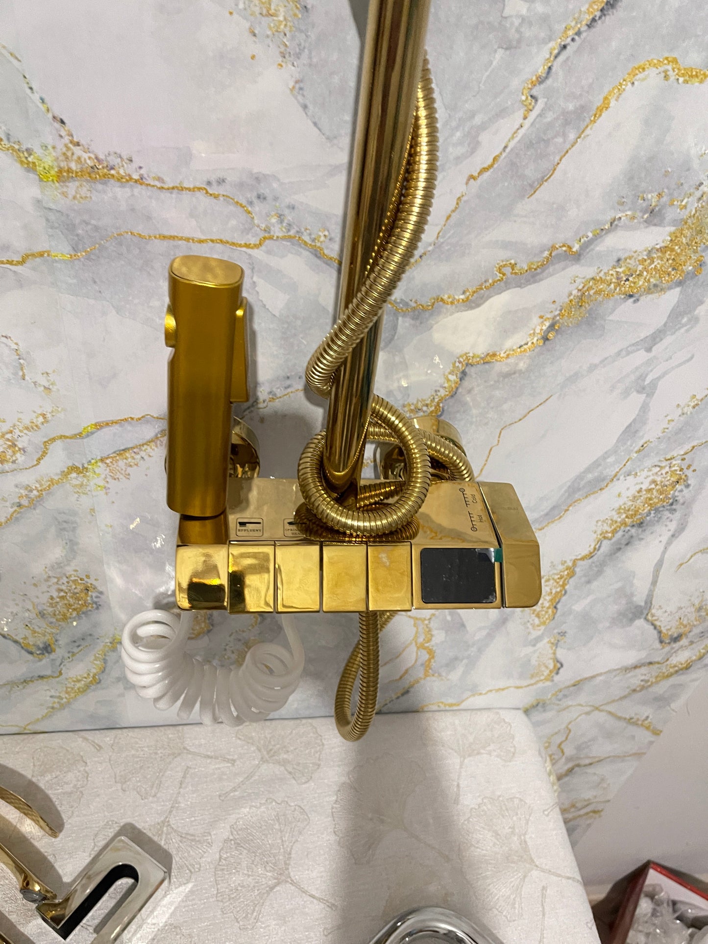 colone piano Gold + Robinetrie