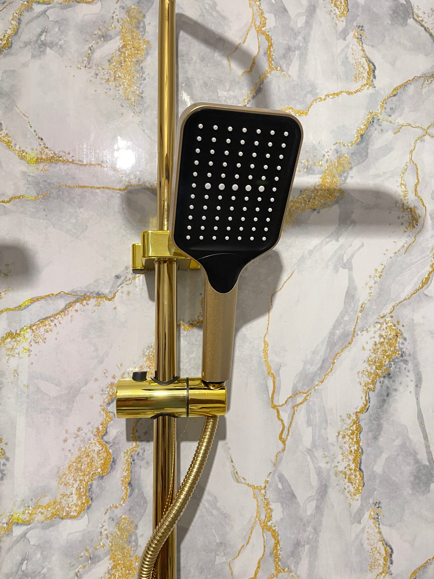 colone piano Gold + Robinetrie